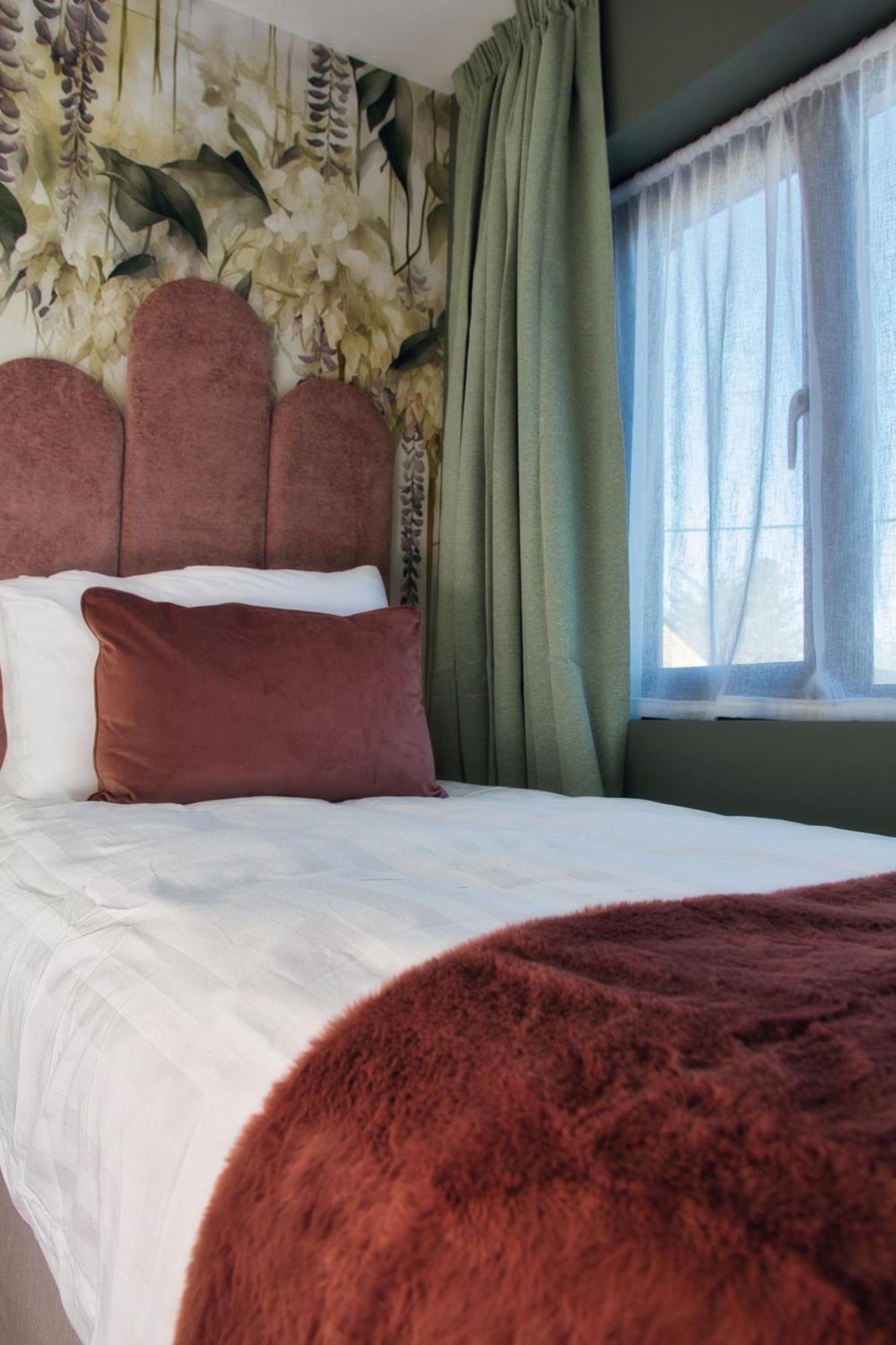 The Monks Quarters Bed & Breakfast Quin ภายนอก รูปภาพ